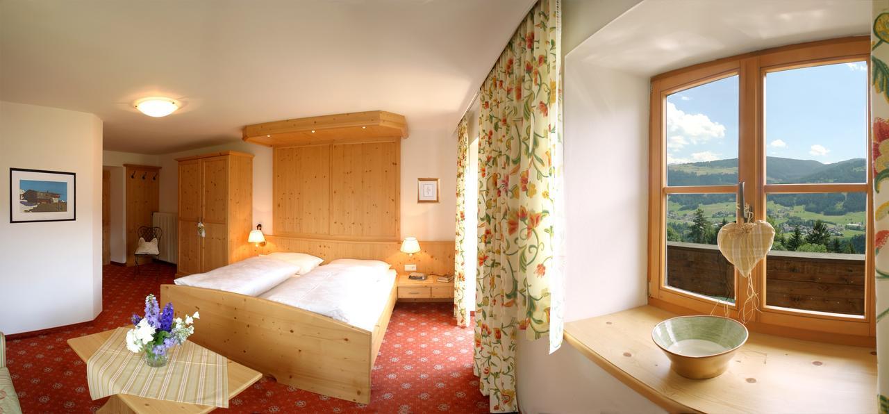 Landgut Thalerhof Hotell Telfes im Stubai Exteriör bild